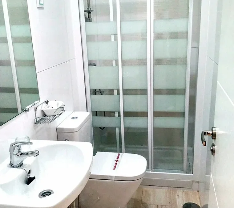 Habitación individual del Hostal Bruña en Madrid